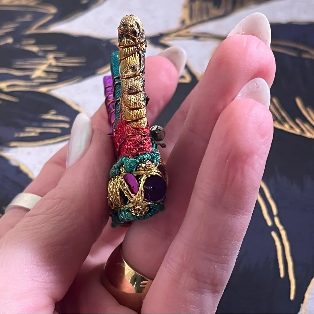 Estate Handmade Colorful Gold Wire Wrapped Mardi Gras Crown Brooch Pin A1